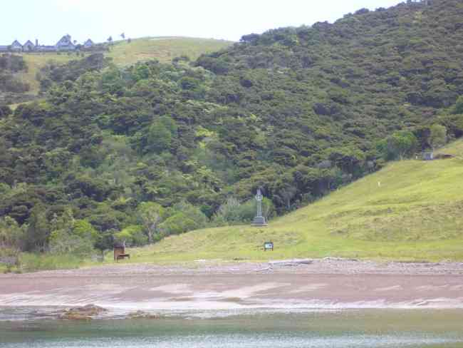 BAY OF ISLANDS: Marsden Cross